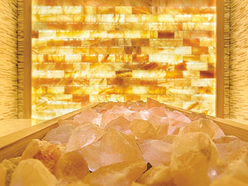 Premier Palace Spa Hotel بوخارست المظهر الخارجي الصورة Salt cave