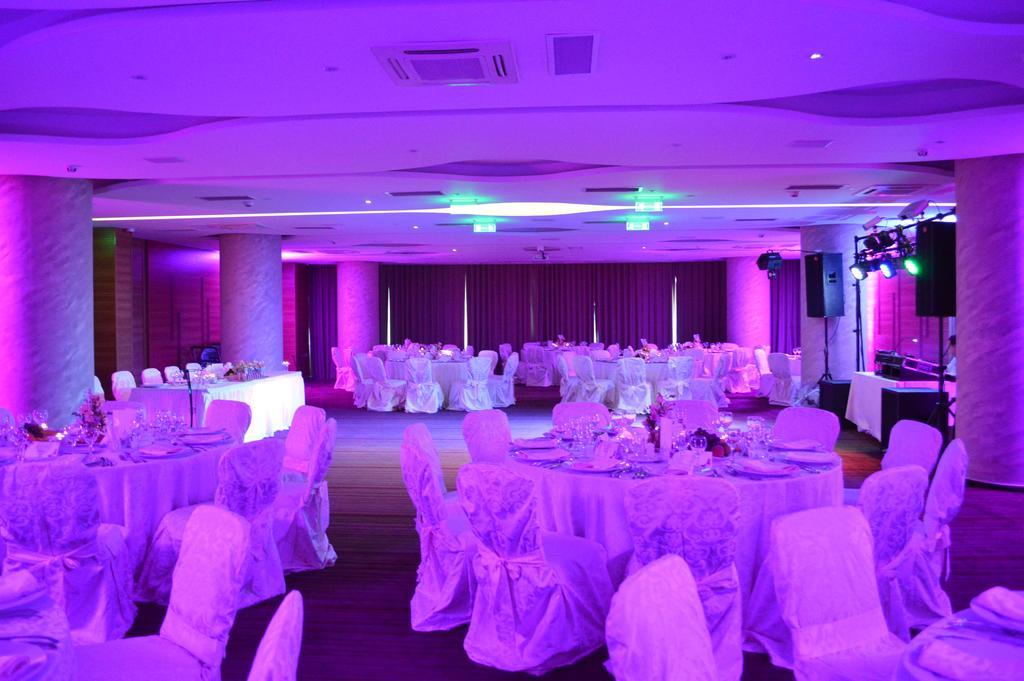 Premier Palace Spa Hotel بوخارست المظهر الخارجي الصورة The ballroom