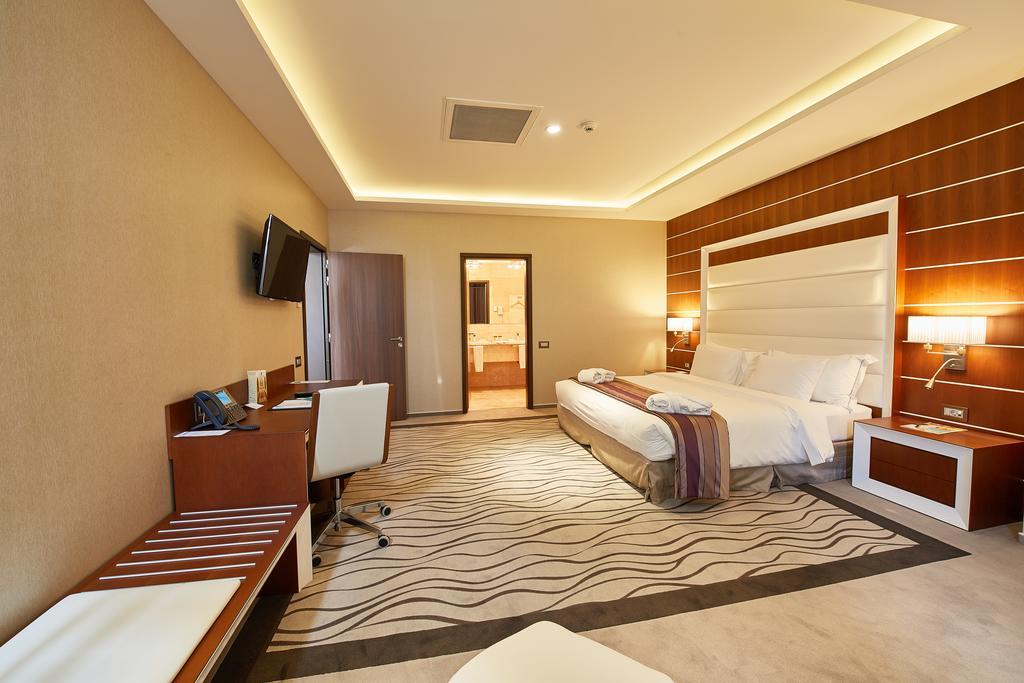 Premier Palace Spa Hotel بوخارست المظهر الخارجي الصورة Deluxe Room